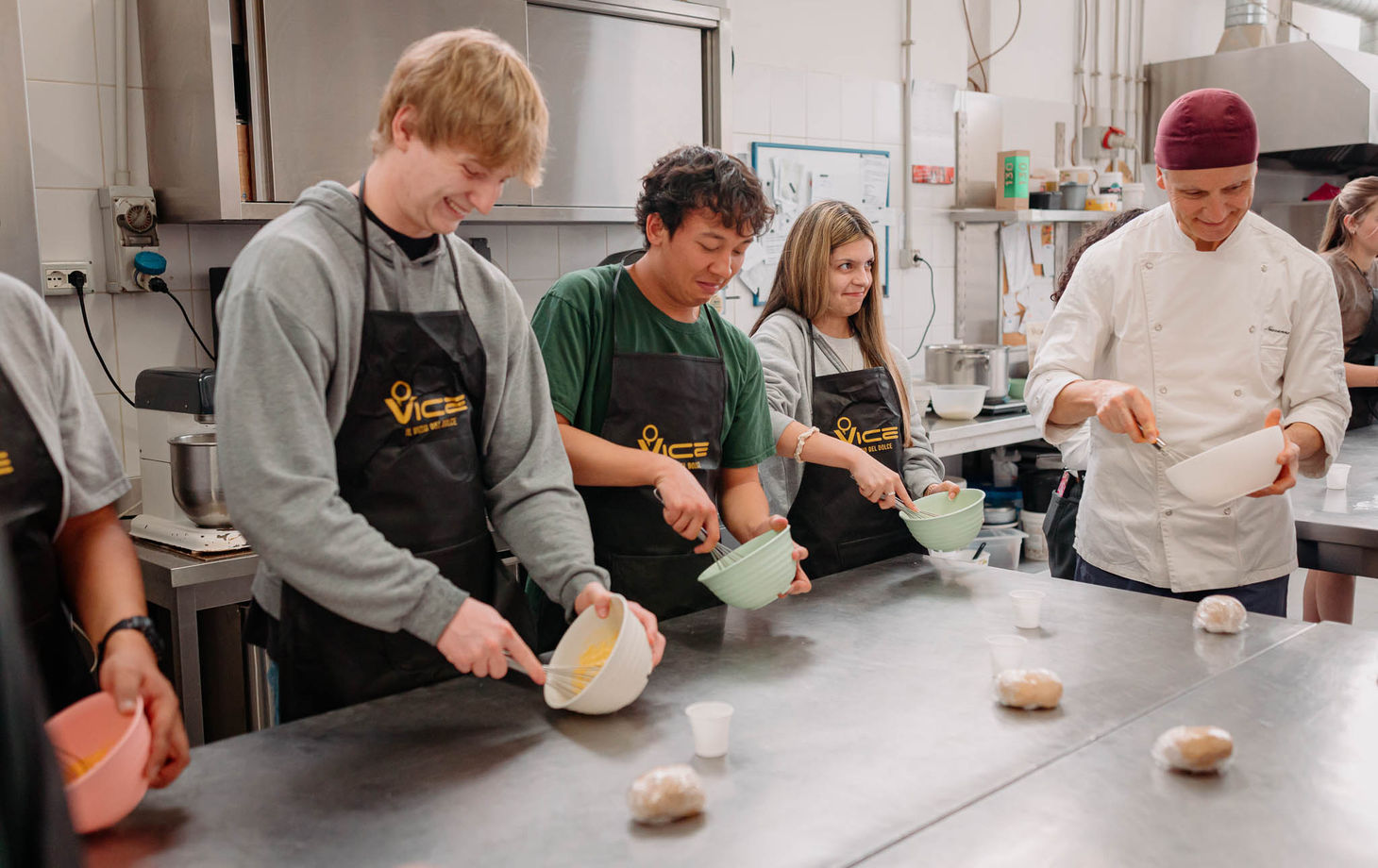 Délices de Rome : Cours de cuisine sur les glaces, le tiramisu et les cannoli