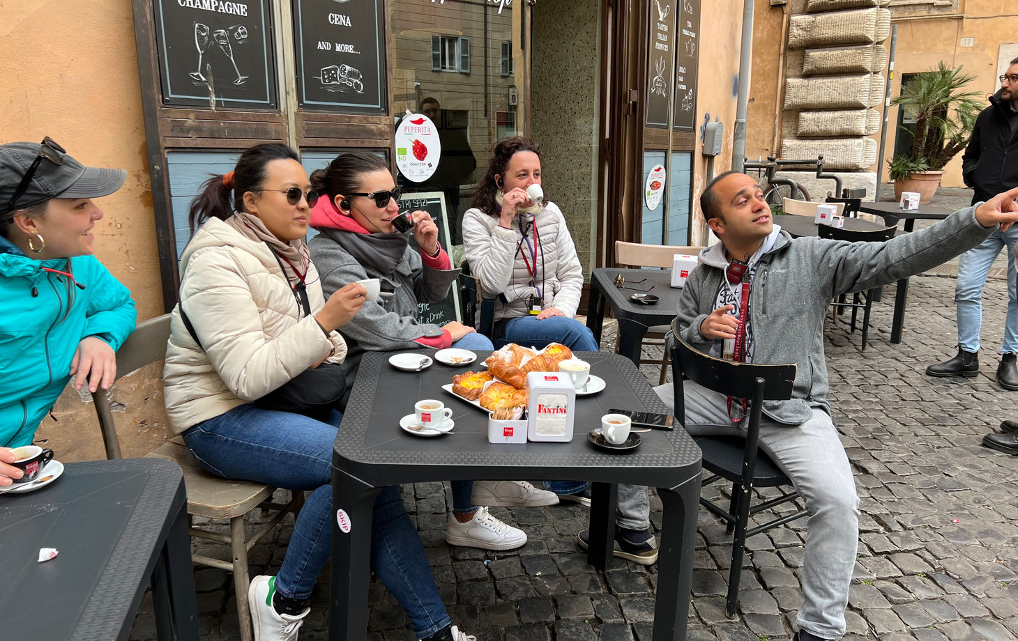 Rom-E-Bike-Tour: Ultimatives Streetfood- und Marktfest