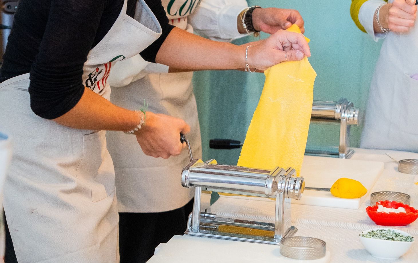 Rome: Pasta & Tiramisu Cooking Experience Near the Vatican with Wine & Gelato