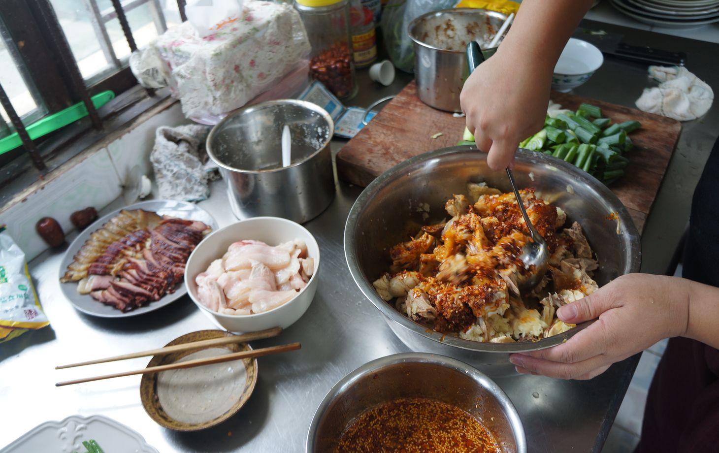 Sichuan Cuisine Local Home Cooking Class in Chengdu