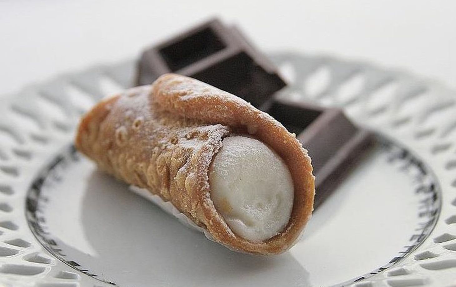 Sicilian Cannoli Class: Authentic Pastry-Making Experience for All Ages