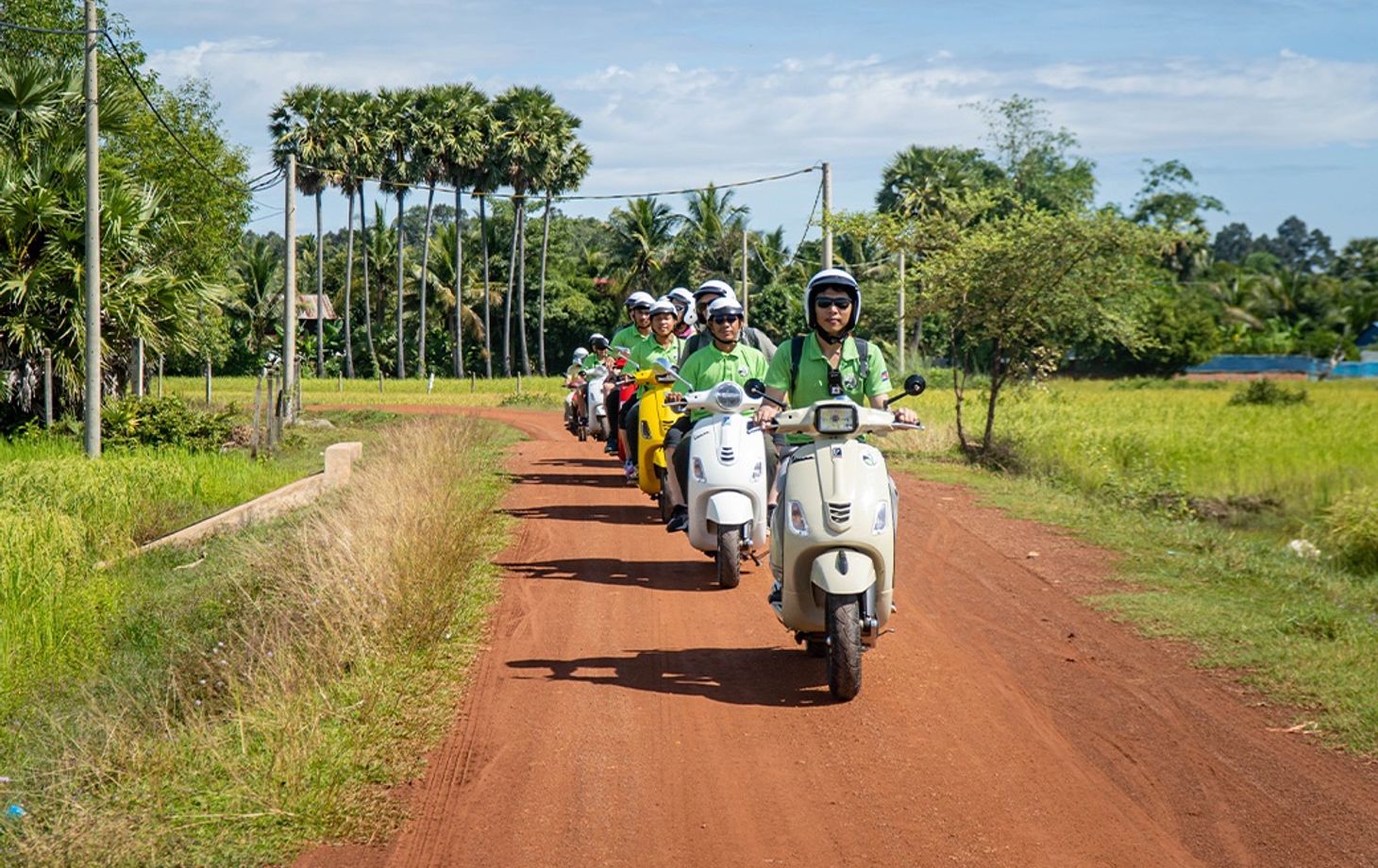 Cooking & Vespa Culinary Experience in Siem Reap