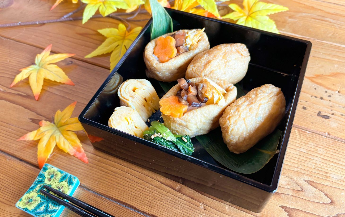 Lerne die Kunst der Inari-Sushi-Zubereitung in einem Kochkurs in Tokio