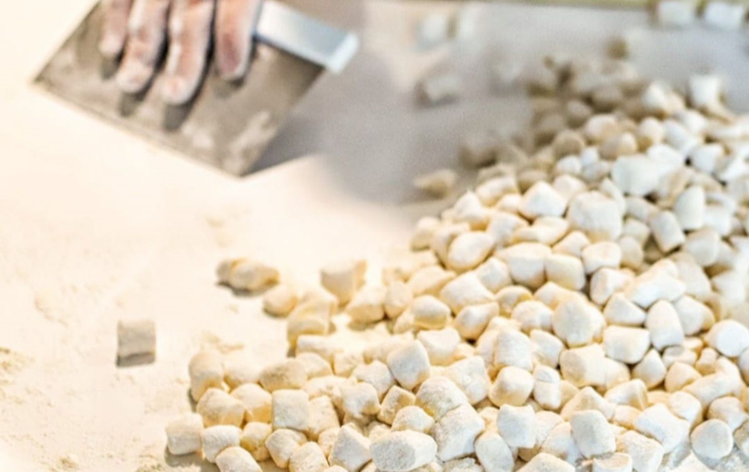 Positano Cooking Class Experience with Wine for Small Groups
