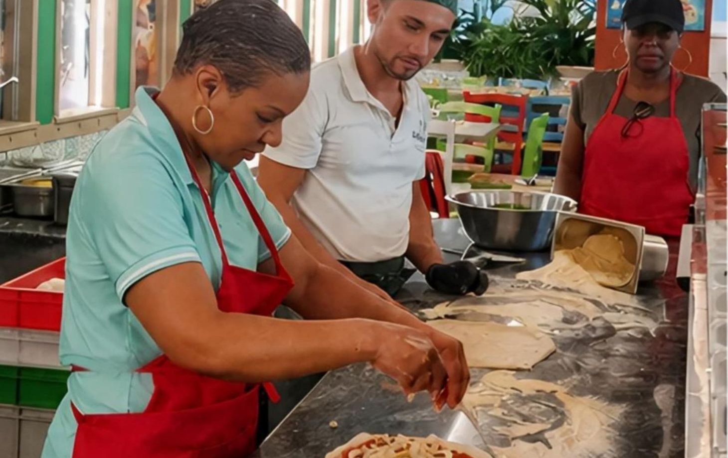 Sorrento: Authentic Pizza Making Experience in the City Center