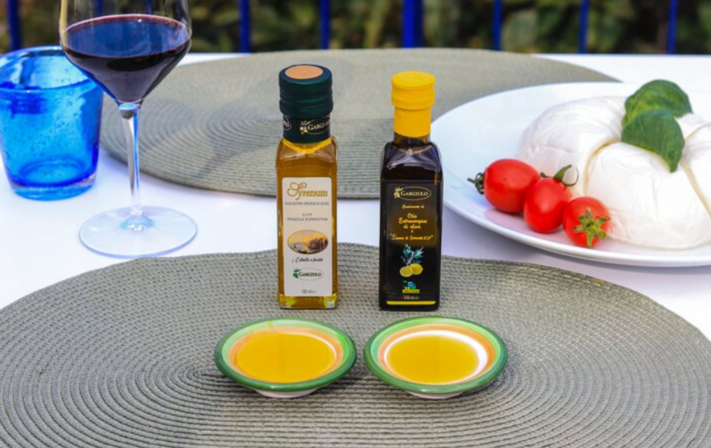 Sorrento Coast Wine Tasting with Five Wines & Local Delicacies