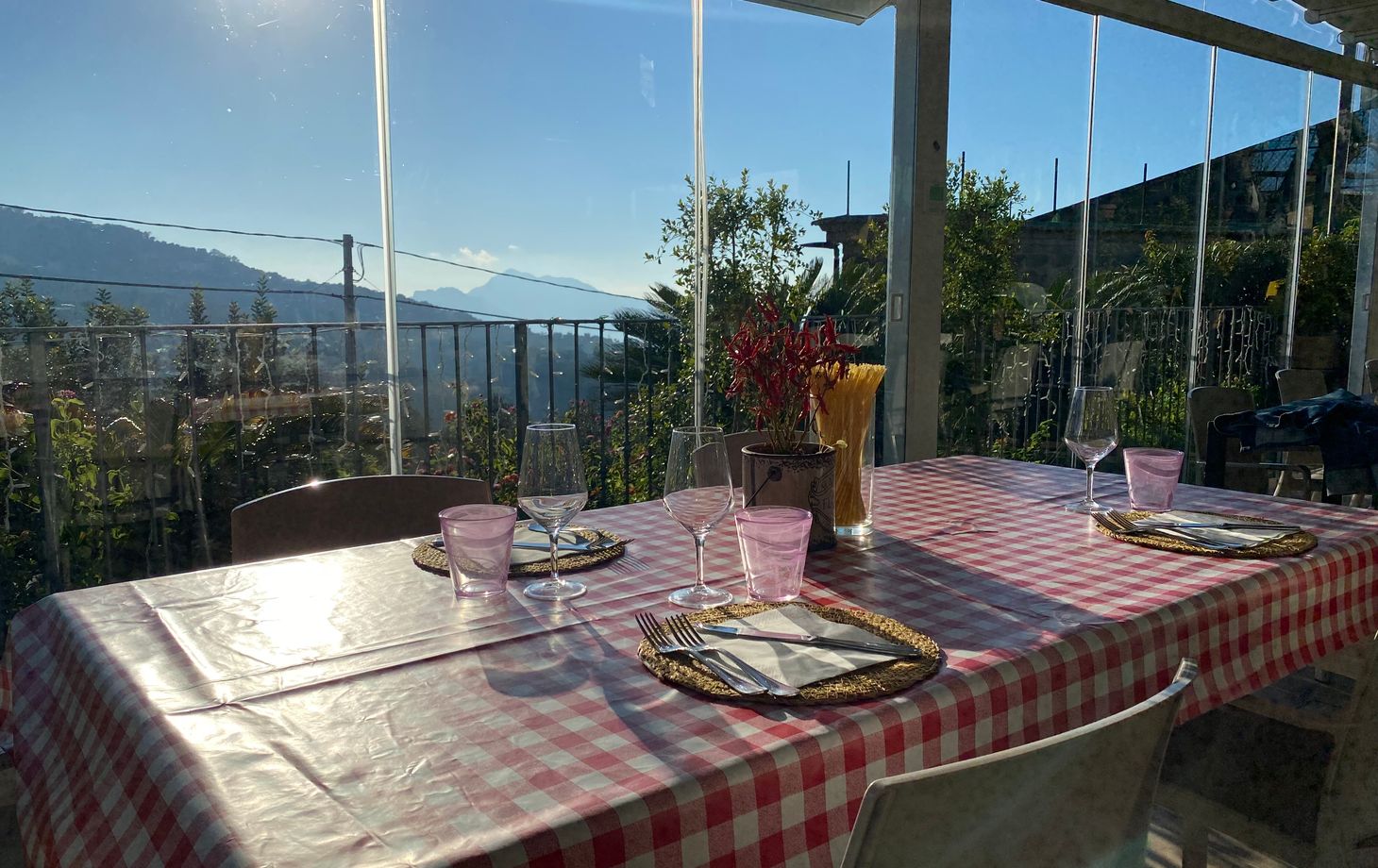 Authentic Sorrento Pasta & Tiramisu Cooking Class with Wine