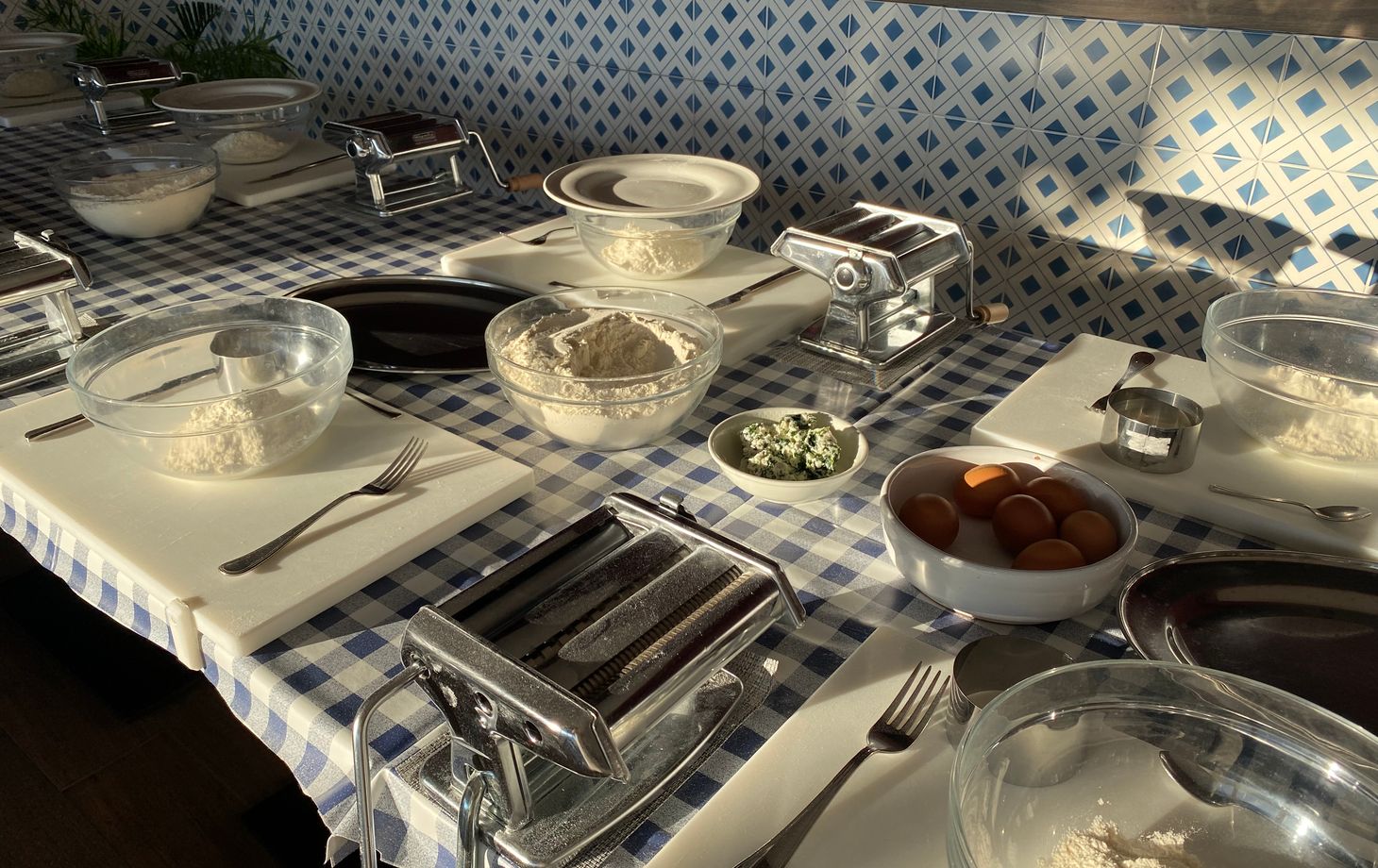 Authentic Sorrento Pasta & Tiramisu Cooking Class with Wine