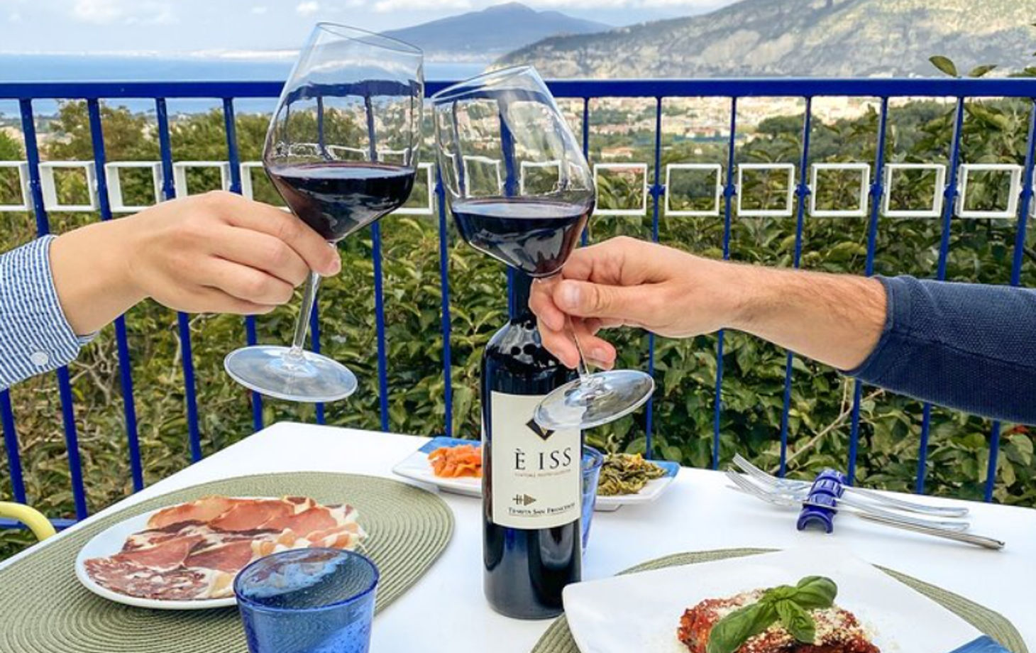 Sorrento Pizza Making Experience with Vesuvius Views