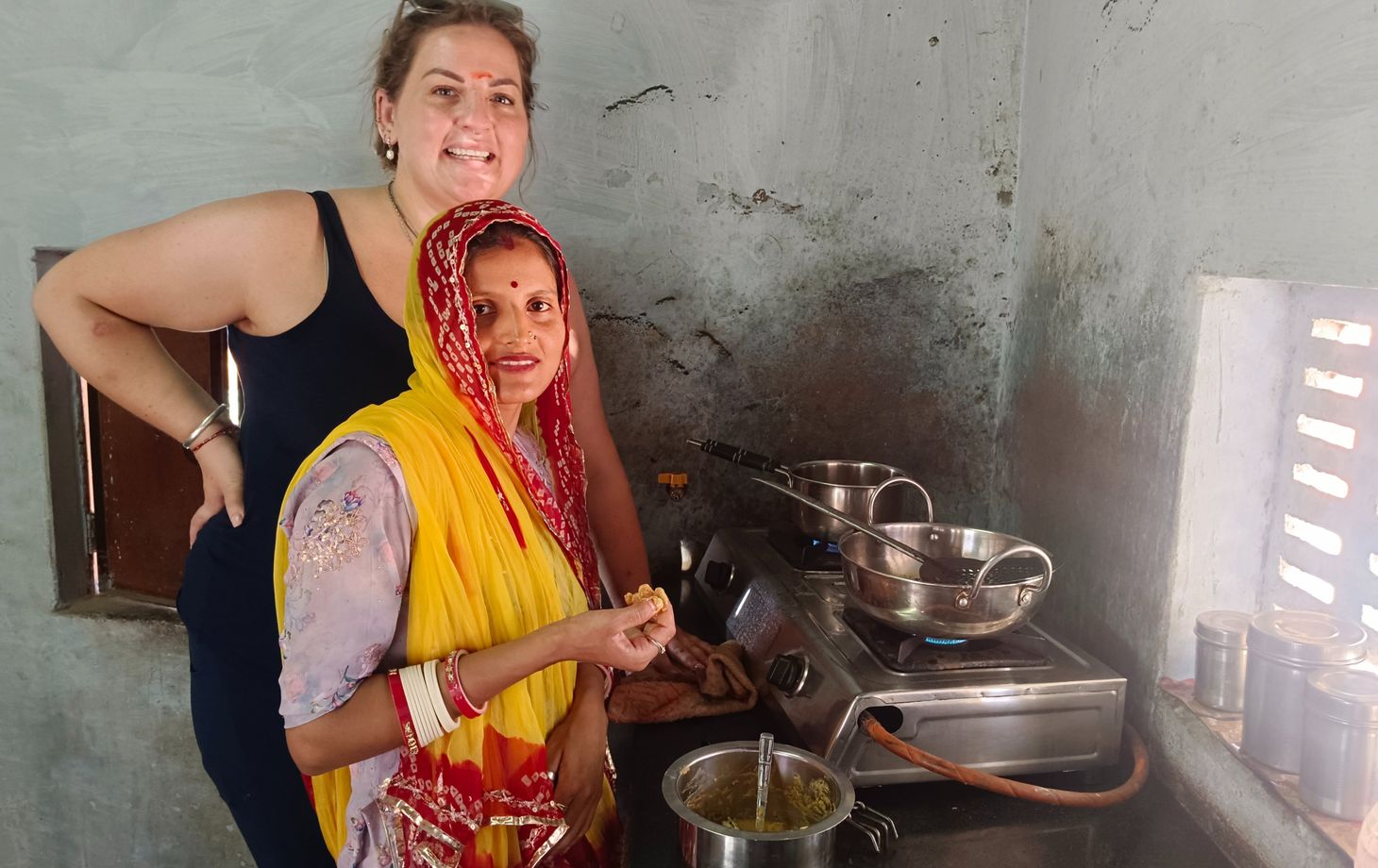 Authentic Indian Cooking Experience with Market Visit