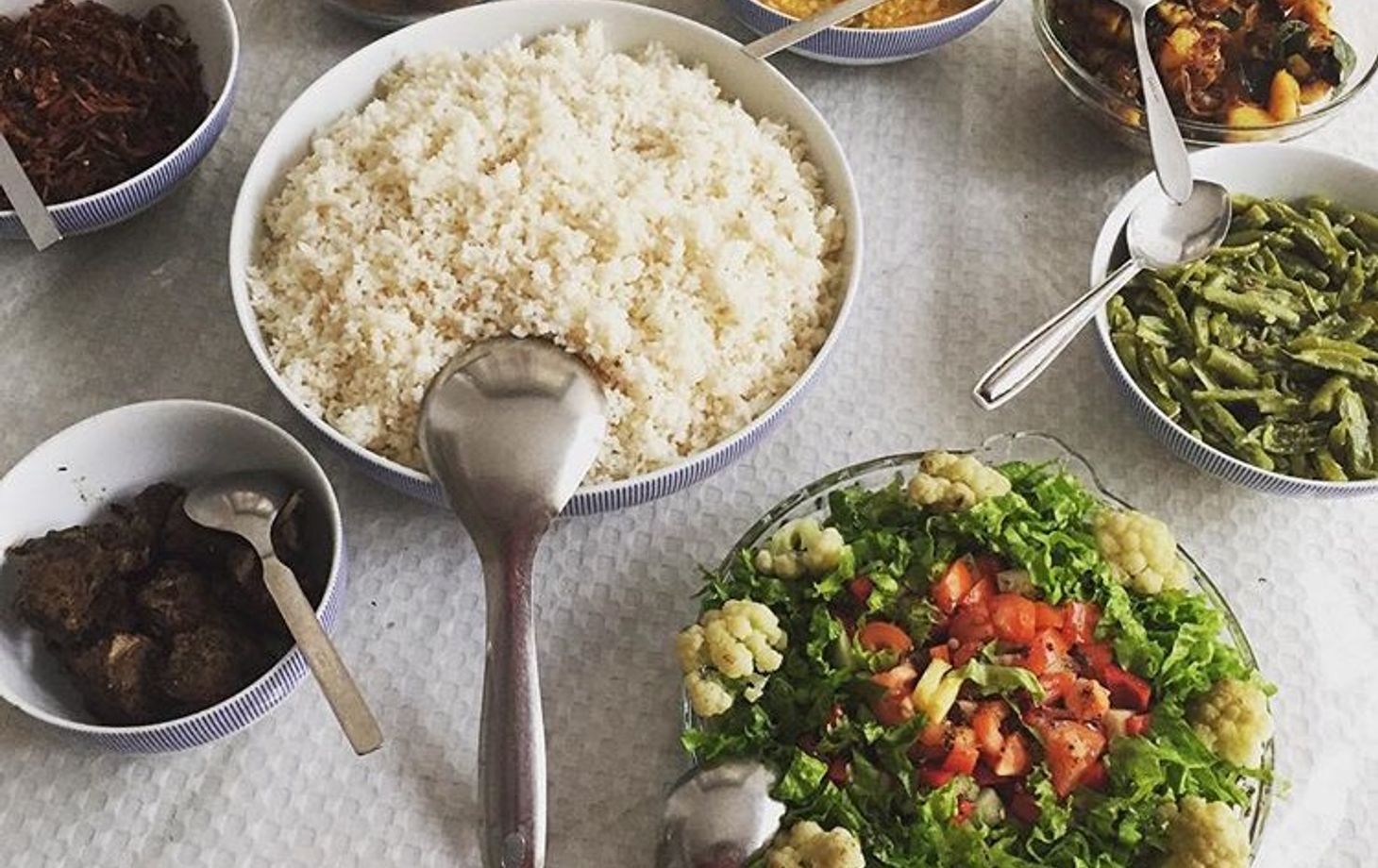 "Choose Your Own Dishes" Sri Lankan Lunch/Dinner with Market Tour