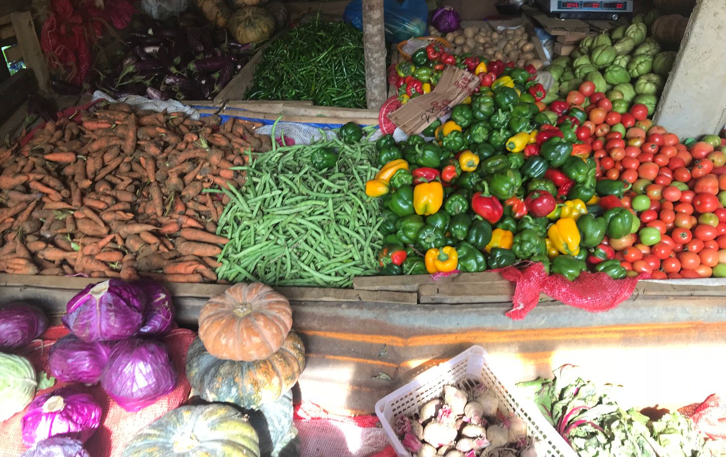 "Choose Your Own Dishes" Sri Lankan Lunch/Dinner with Market Tour
