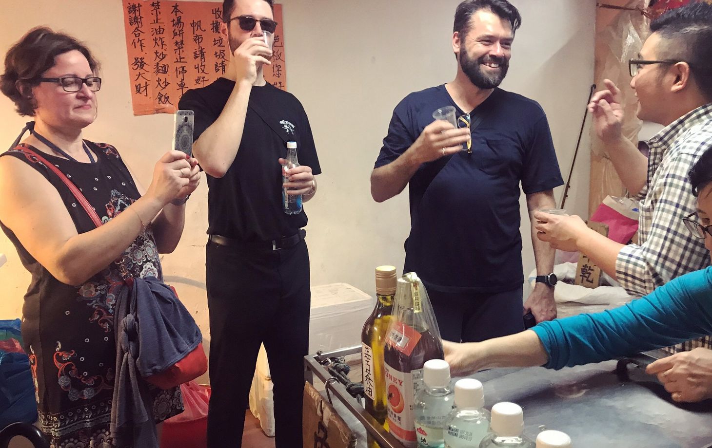 Taipei Food Tour and Colourful Bubble Tea Making