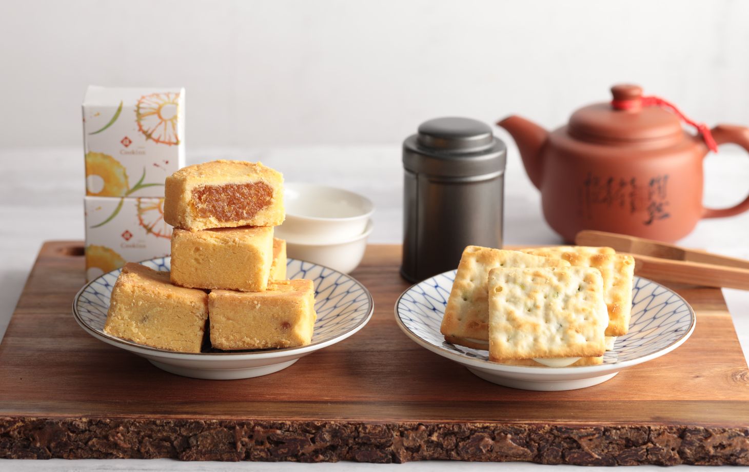 Make Fortune Pastries with Oolong Tea Ceremony
