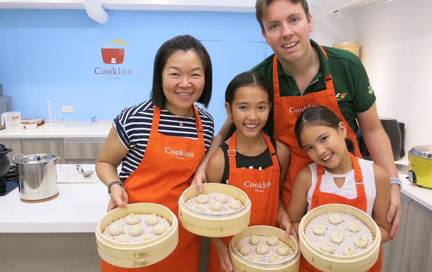 Taiwanese Xiao Long Bao Cooking Class (Vegetarian Optional)