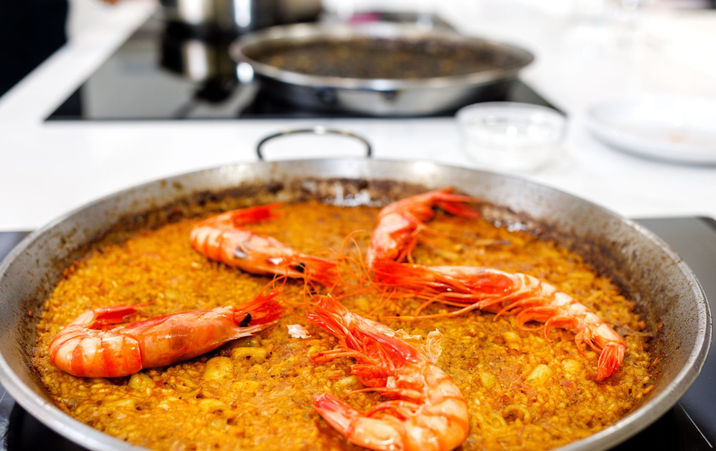 Tapas and Paella Culinary Class in a Special Gastronomic Place