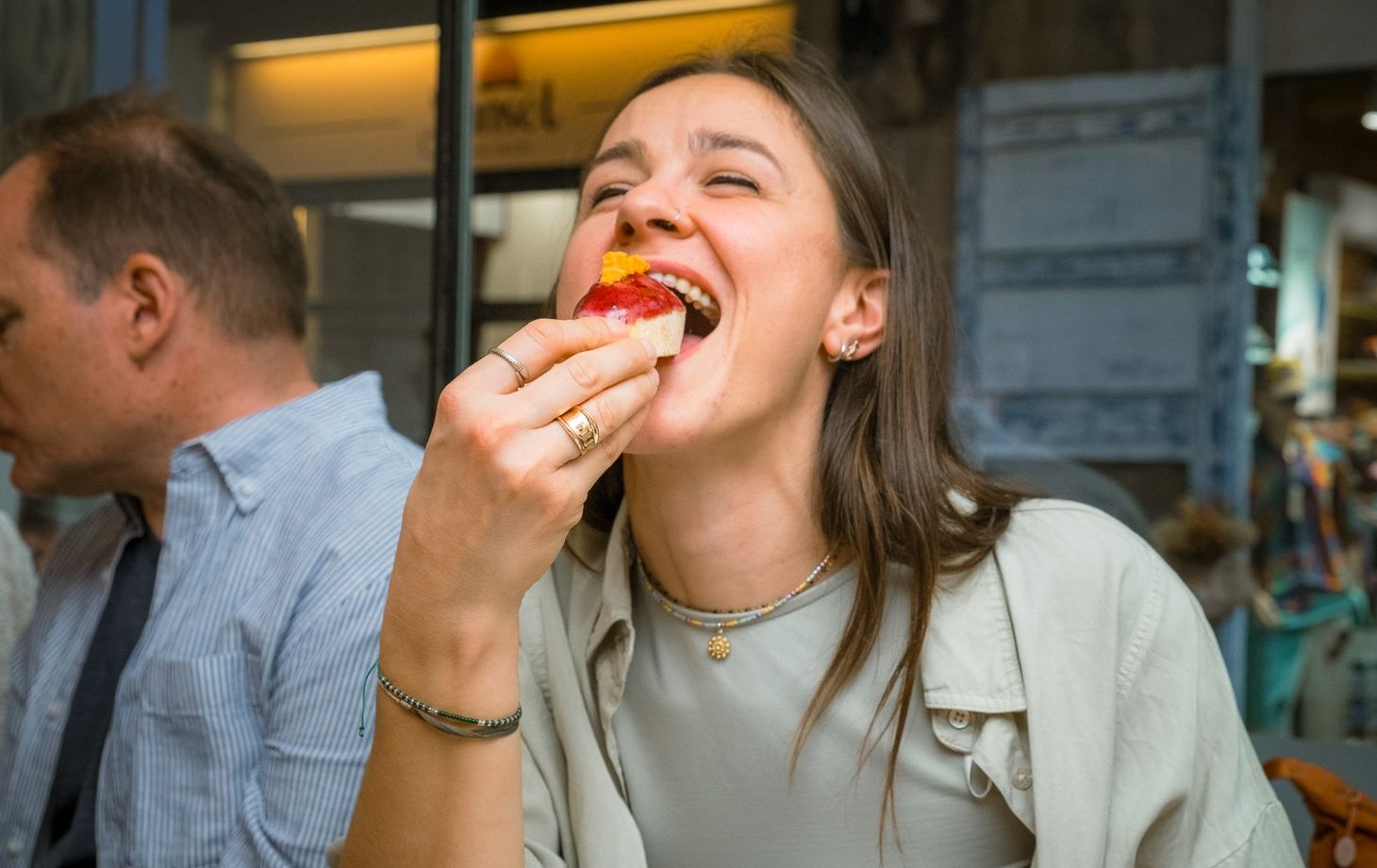 Tapas Food Walking Tour with Drinks in Barcelona