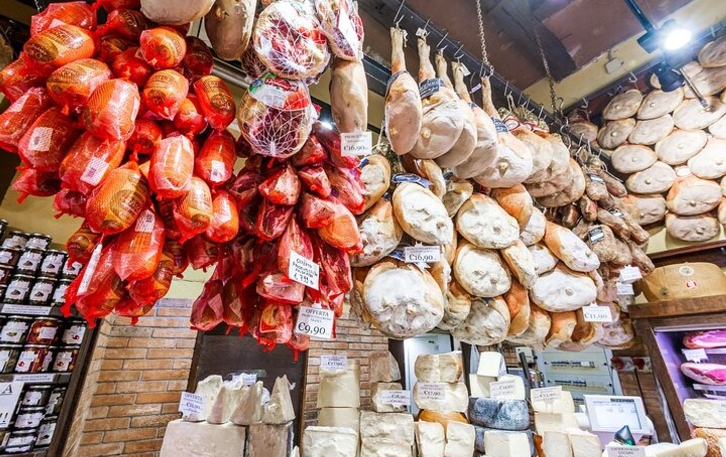 A Taste of Bologna: Guided Food Walking Tour