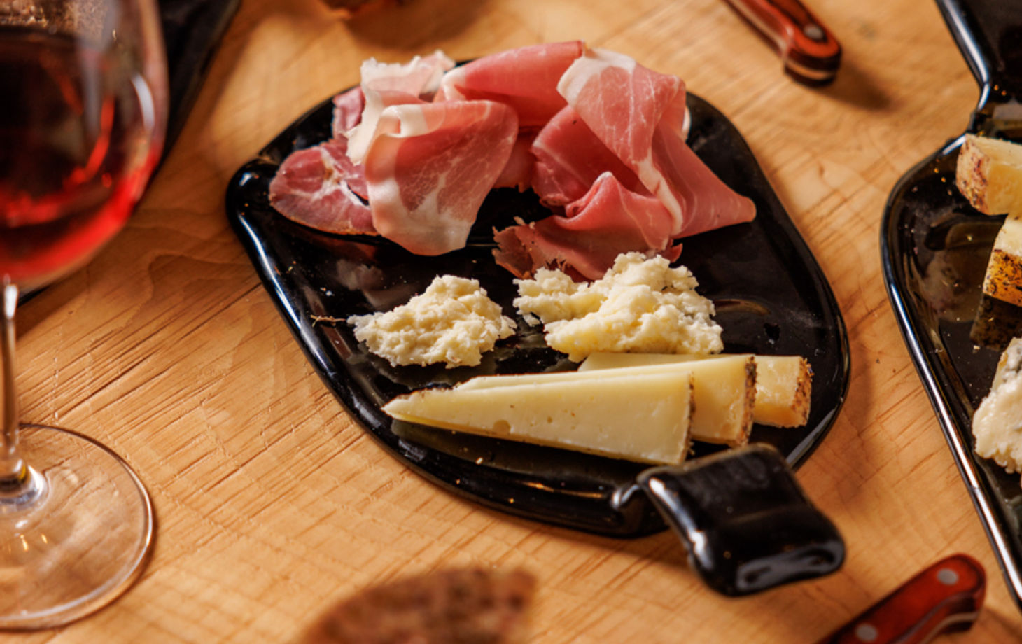Testaccio Evening Food Tour & Tasting Experience with a Master Taster