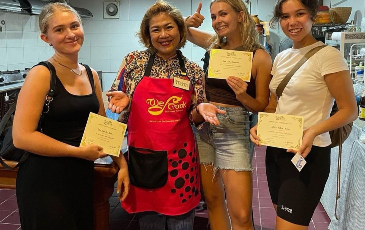 Discover the Secrets of Thai Cooking and have fun with a Market Tour