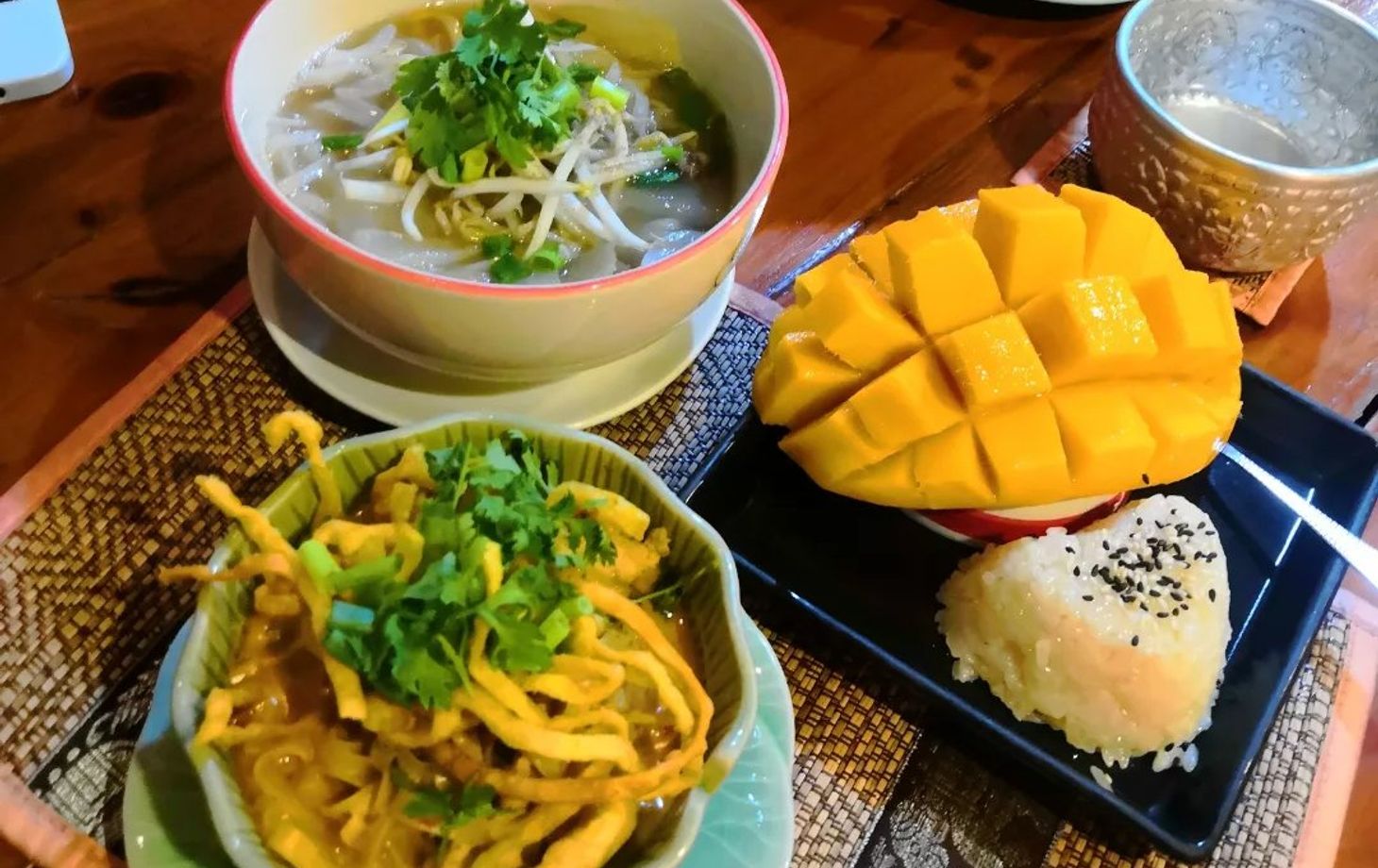 Discover the Secrets of Thai Cooking and have fun with a Market Tour