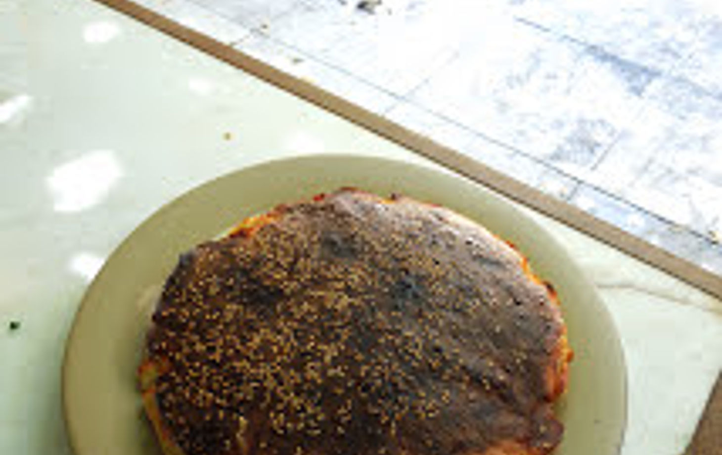 Découvrez l'art ancestral de la fabrication du fromage et du pain dans une oliveraie tricentenaire.
