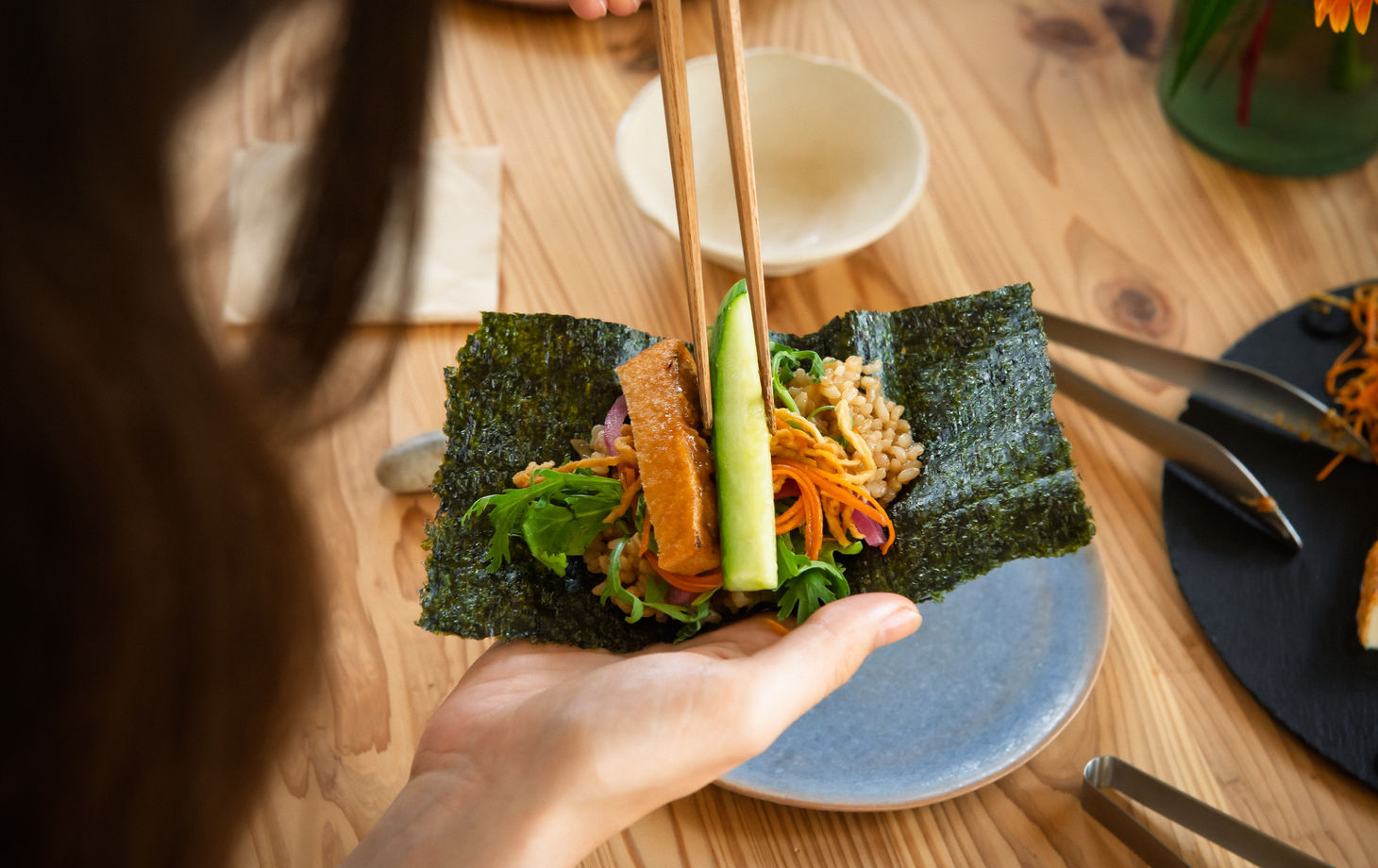 Cours privé de sushis végétaliens faits à la main et de savoureux plats japonais maison