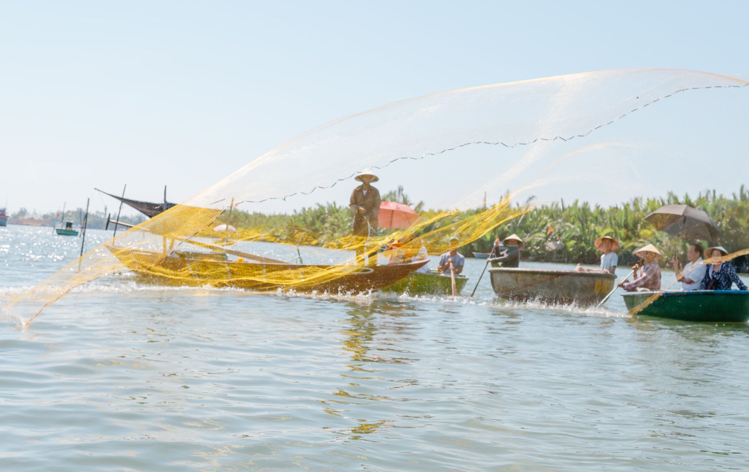 The Basket Boat and Cooking Class Tour