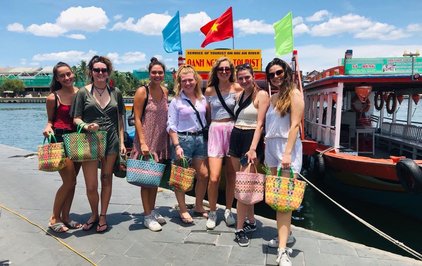 Thuan Tinh Island: Market, Boat Ride, and Vietnamese Cooking Class