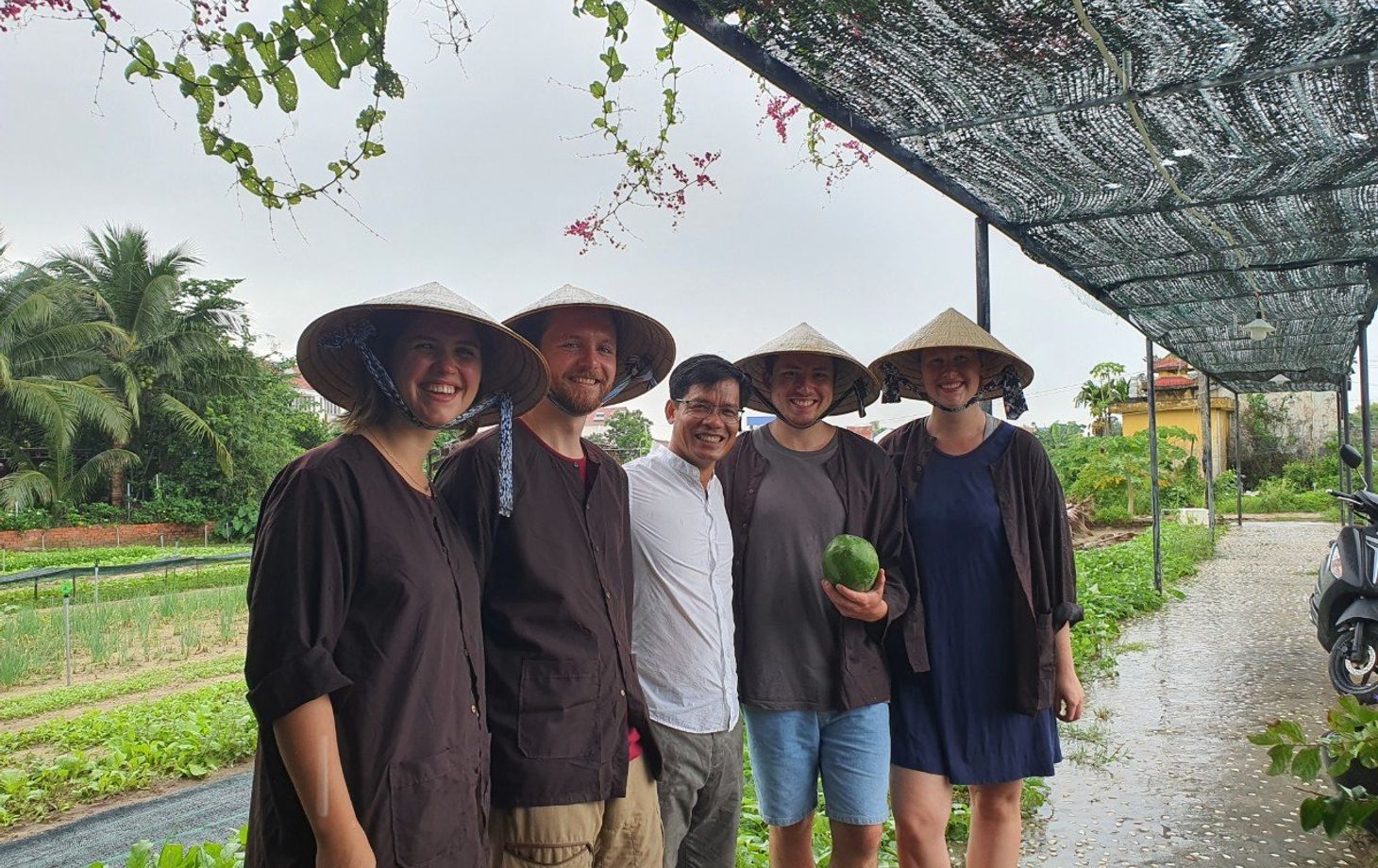 Hoi An Cooking Class with Market Visit and Bamboo Basket Boat Tour