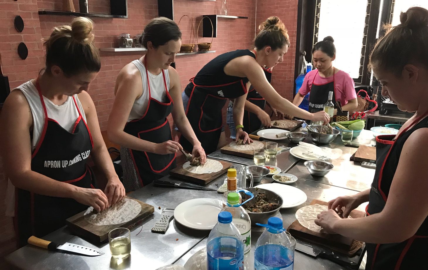 Traditional Hanoi Vegetarian Cooking Class with Market Tour: 5 Authentic Dishes