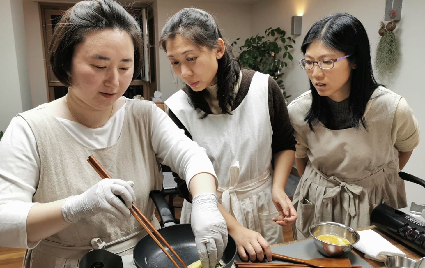 Traditional Korean Cooking Class and Dining Experience