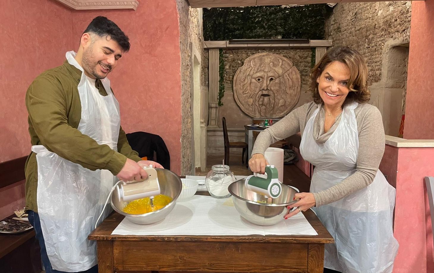 Trastevere Cooking Class: Fresh Pasta, Tiramisù & Italian Wine Experience