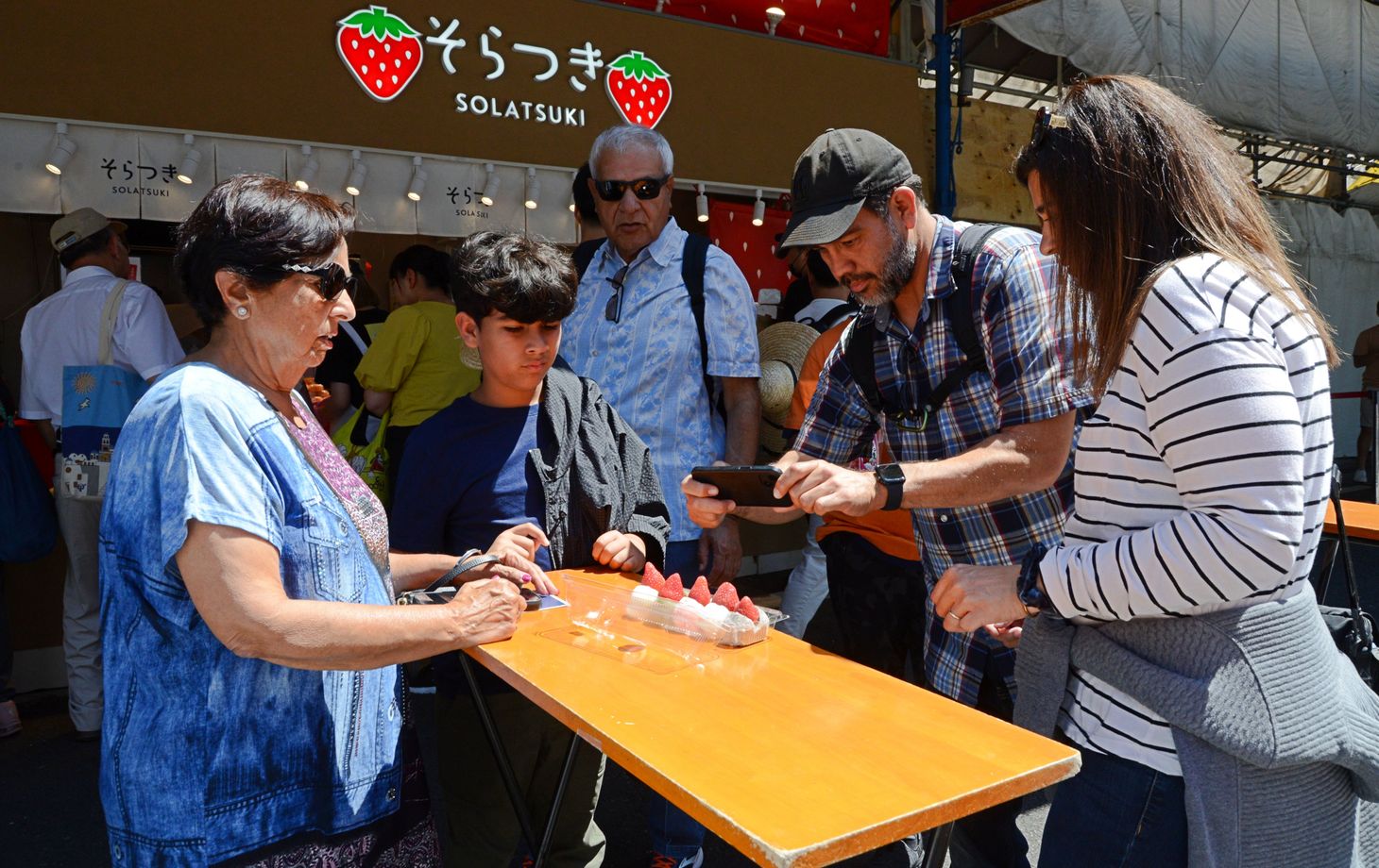 Tsukiji Fish Market Food Tour Best Local Experience In Tokyo