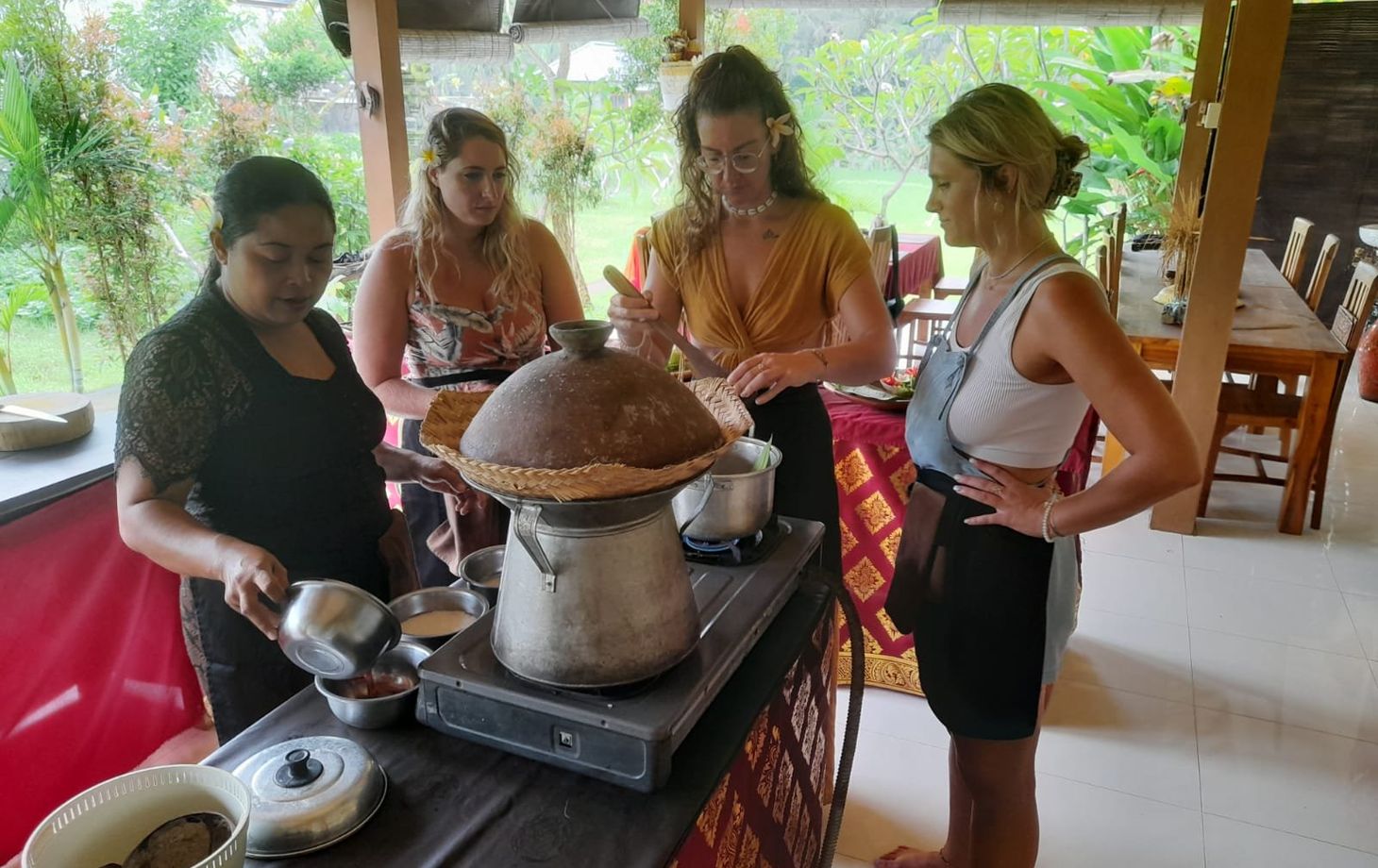 Ubud Cooking Class with Traditional Morning Market Visit