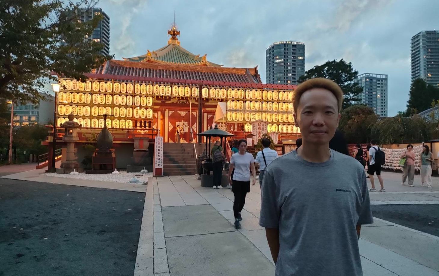 Ueno Food Tour with a Local Master Guide