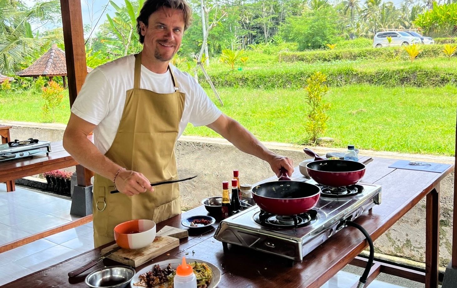Balinese Cooking Class in Organic Farm with Traditional Market Tour
