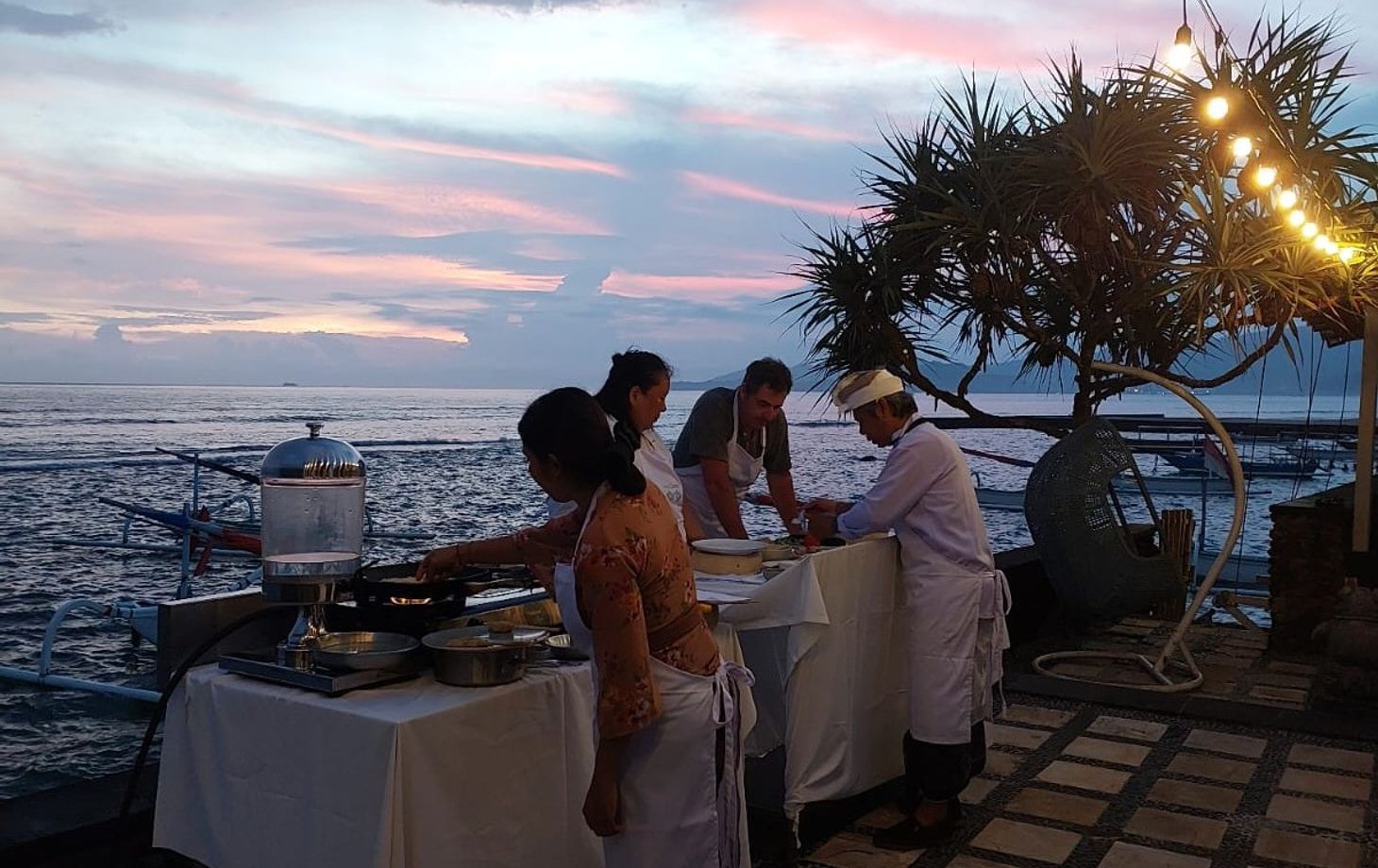 Ein dreigängiges balinesisches Kulinarikerlebnis im Seaside Restaurant