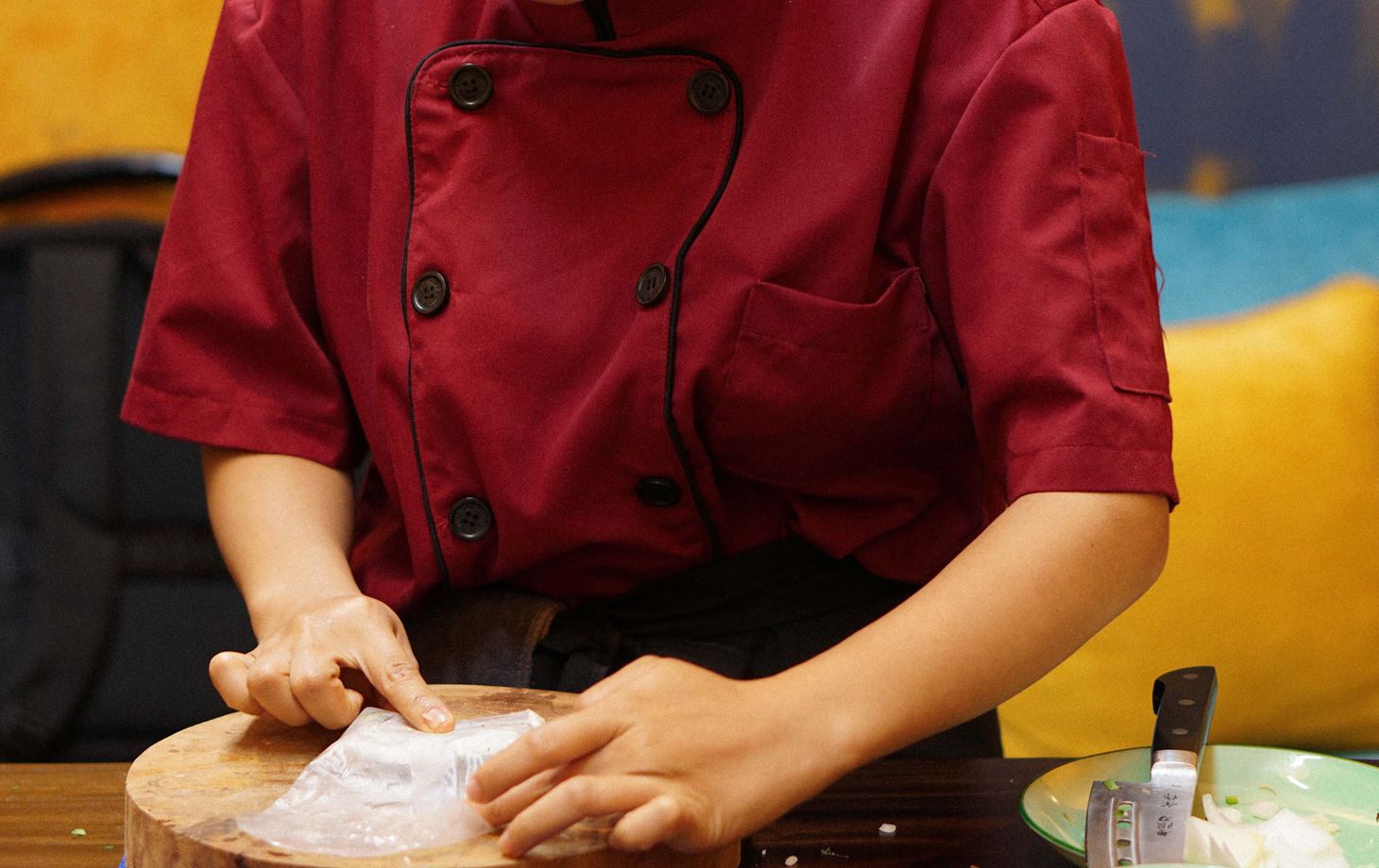 Relaxed Vietnamese Cooking Class with Market Tour and Homemade Wine Tasting