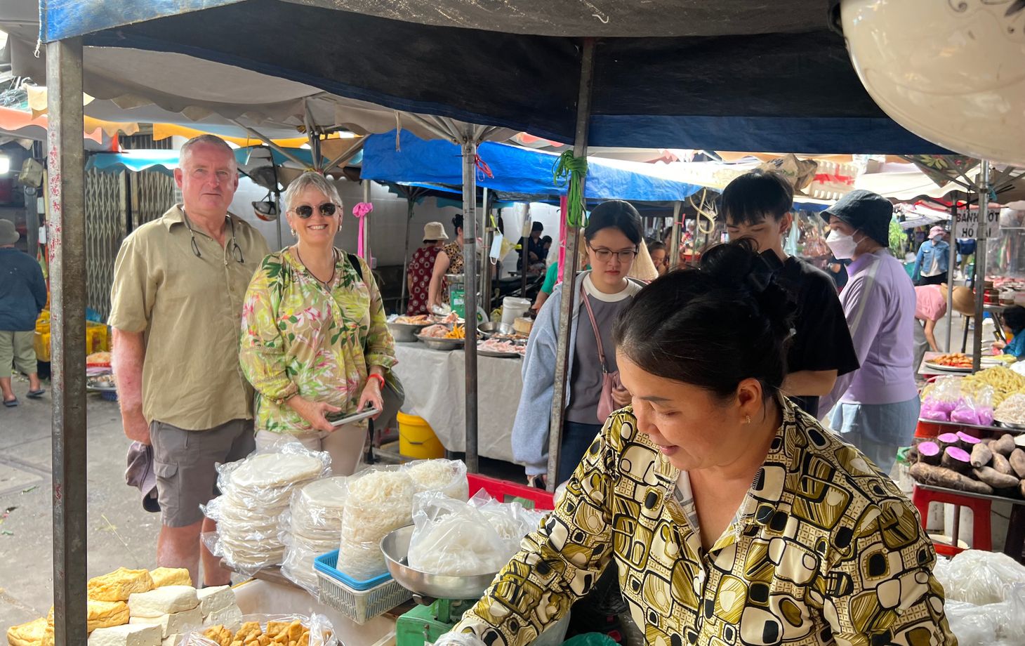 Vietnamese Charity Cooking Class For People In Need