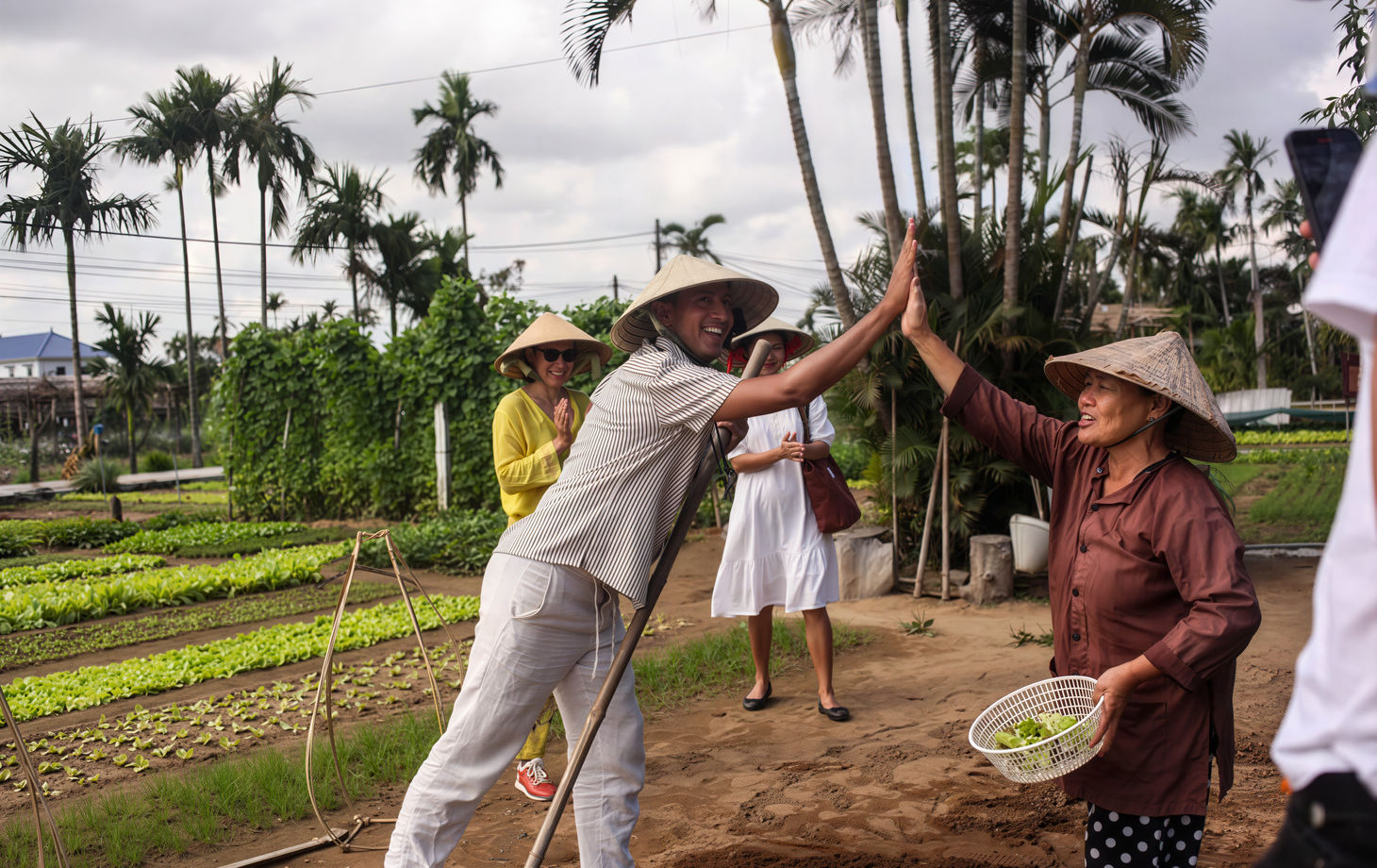Vietnamese Cooking Class with Market Tour & Farming Experience