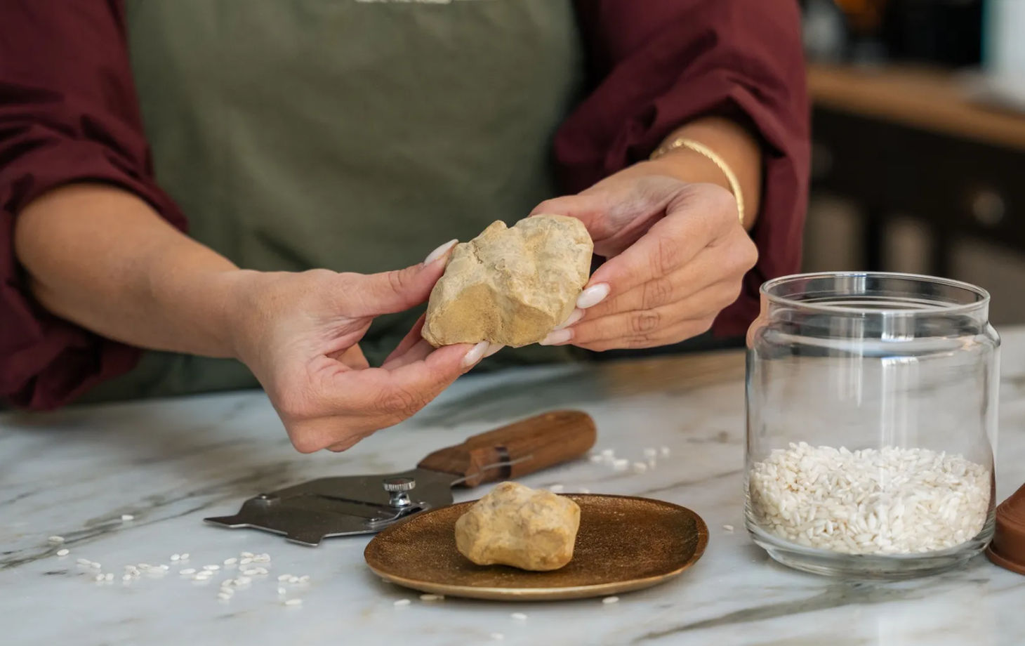 VIP Seasonal Truffle Experience: Private Pasta Masterclass & Wine in Rome (Up to 12 Guests)