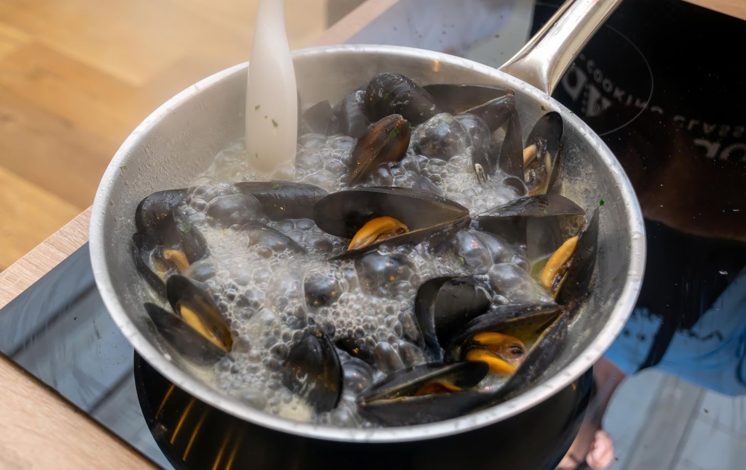 Dalmatian Cooking Class with Professional Chef and Guided Market Tour